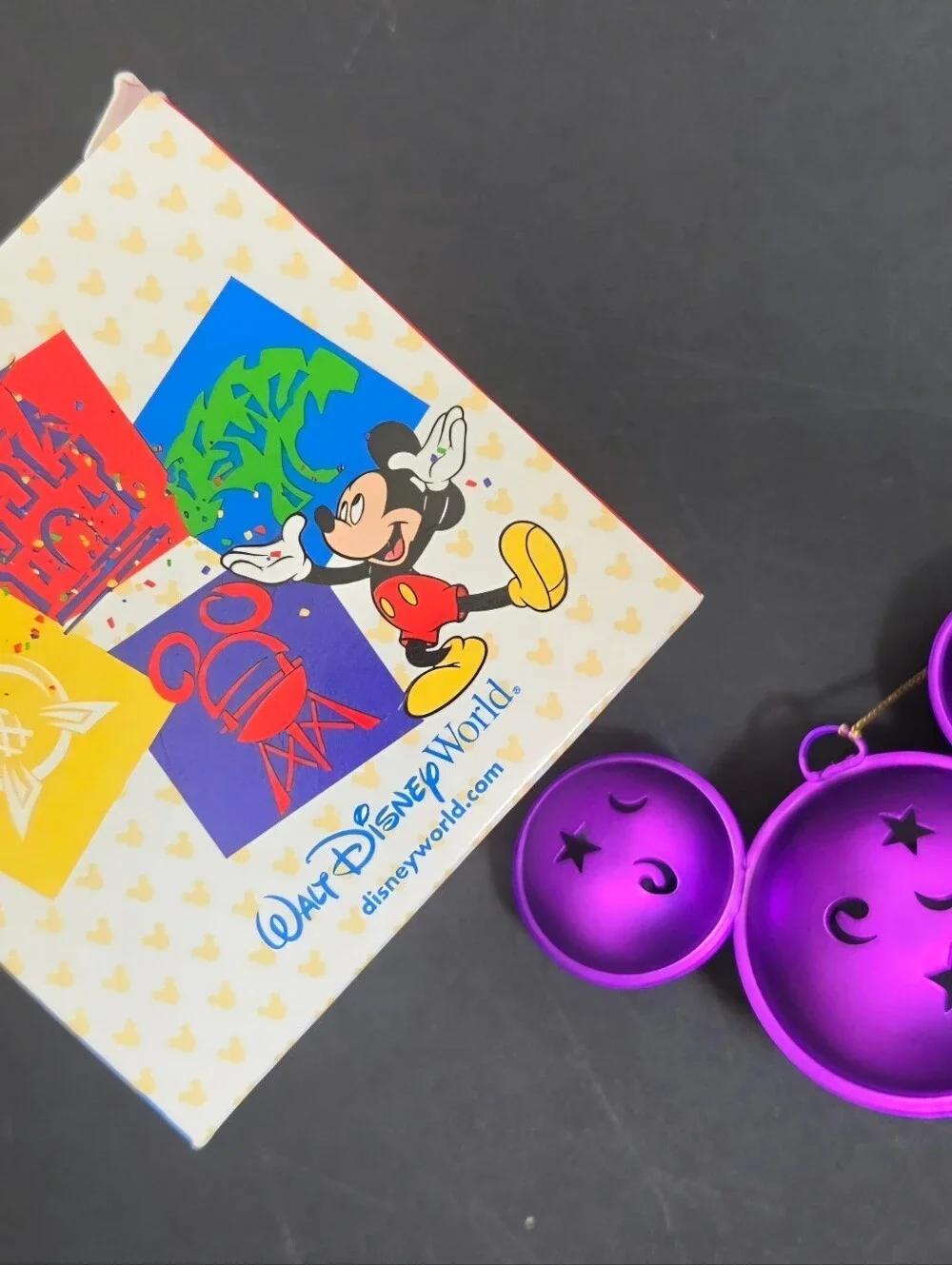 DISNEY MICKEY MOUSE CHRISTMAS ORNAMENT